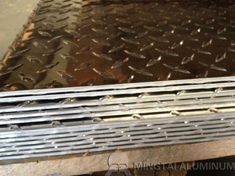 0.25 aluminum diamond plate 4x8 sheet